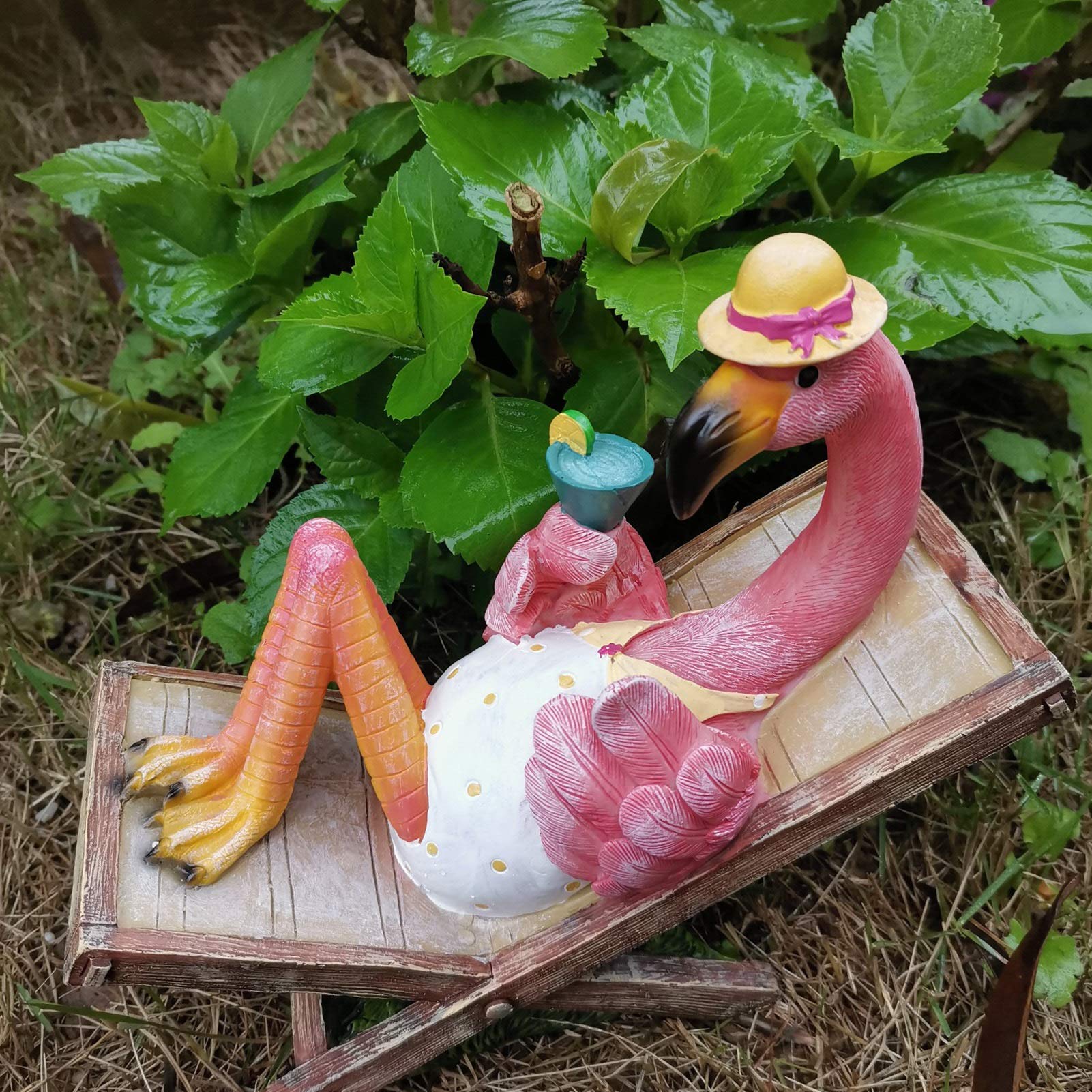 Pink Flamingo Garden Statue