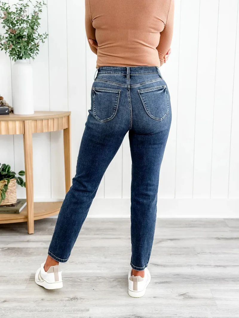 🔥 Judy Blue Tummy Control Butt Lifting Jeans - BUY 2 FREESHIPPING 🔥